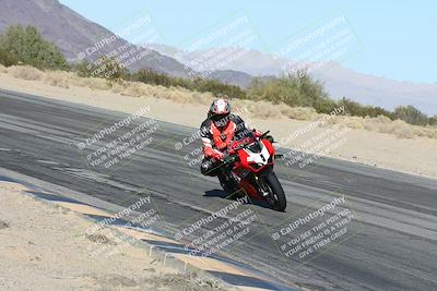 media/Dec-04-2025-Racers Edge (Thu) [[5ebc9f124d]]/3-B Group/7-Session 4 (Turn 10 Inside)/